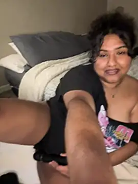 Angeliccreamyrican's Webcam Show