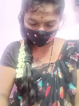 CuteDevilAnu Pertunjukan Webcam
