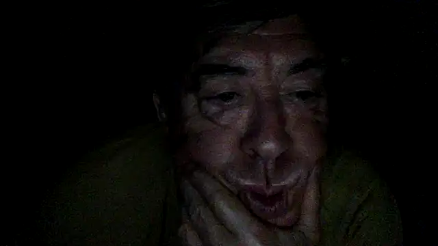 alfredo10011 Show in webcam
