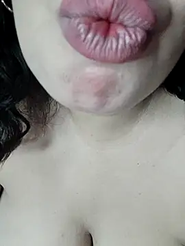 Show de charmoutak_nada na webcam