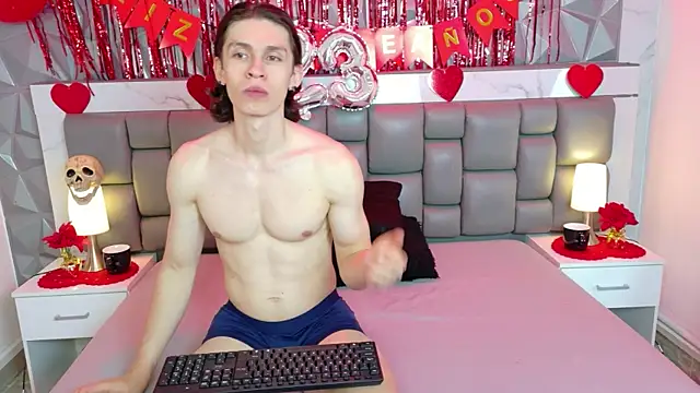 Show modela LhiayOliver na web-kameri