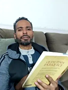 BlackAlphaPrimen Webbikameraesitys