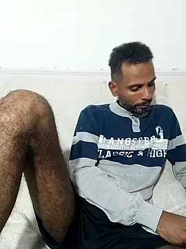 Show de BlackAlphaPrime na webcam