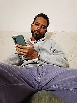 Show de BlackAlphaPrime na webcam