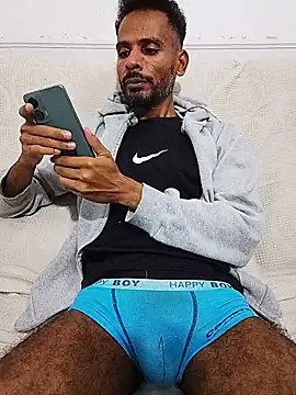 Show de BlackAlphaPrime na webcam