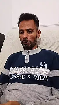 Show de BlackAlphaPrime na webcam
