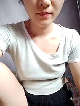 Asami_6868 网络视讯表演
