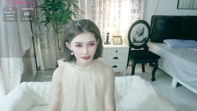 NANA-EET's Live XXX Chat