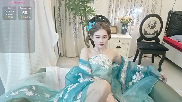 Webkamerová show NANA-EET