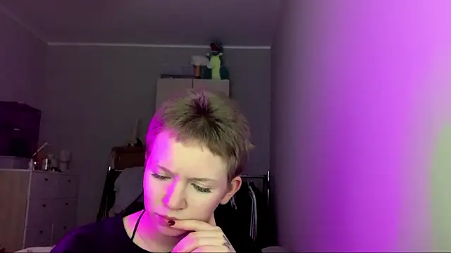 makeyousense's Webcam Show