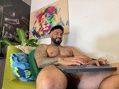 Miller_dominant Webcam show