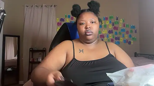 دردشة Chocolatebunnyxx96 الجنسية المباشرة
