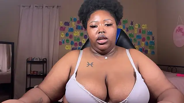 Chat +18 de Chocolatebunnyxx96 ao vivo