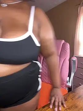 Chatroom XXX en direct de Chocolatebunnyxx96