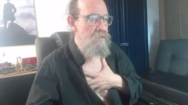 Uncle_Hottie – webcam-show