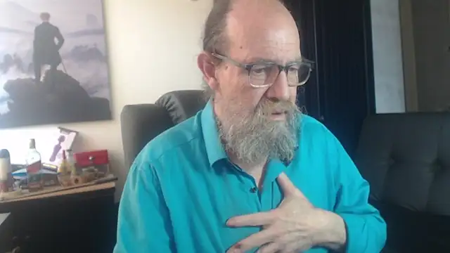 Uncle_Hottie Show in webcam