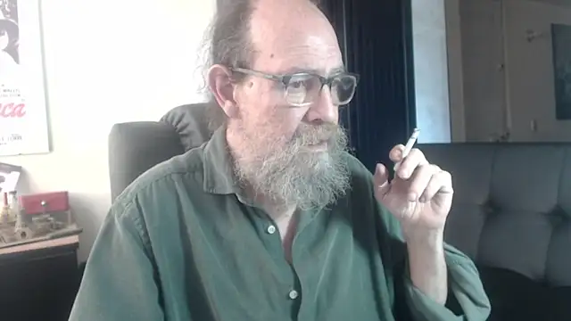 Uncle_Hottie: διαδικτυακό σόου στην κάμερα
