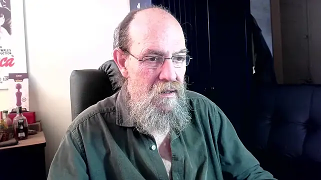 Uncle_Hottie webkamerás műsora