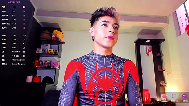 dominik_eclipsex: διαδικτυακό σόου στην κάμερα