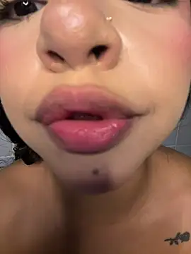 Evviiee_ Webcamshow