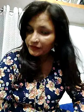 Chat +18 de Priyaa_1433 ao vivo