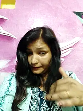 Priyaa_1433's Webcam Show