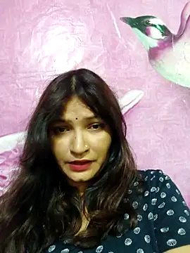 Chat +18 de Priyaa_1433 ao vivo