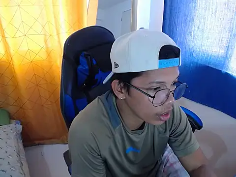 holly_oreo Pertunjukan Webcam
