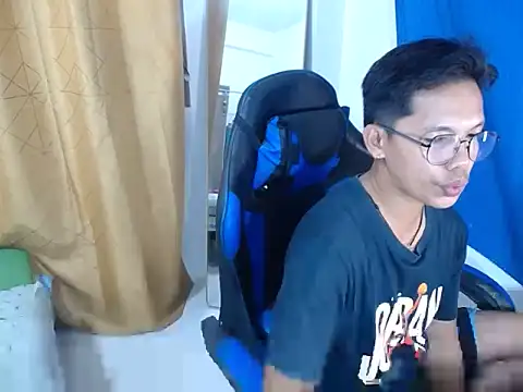 holly_oreo Pertunjukan Webcam