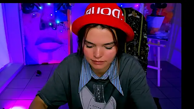 SaraGolben's Live Sex Cam Show