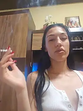 littlekittenn1 live XXX chat