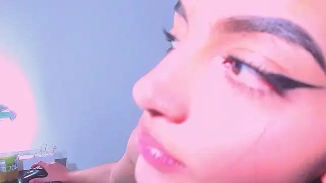 Živý XXX chat honeyluxe_
