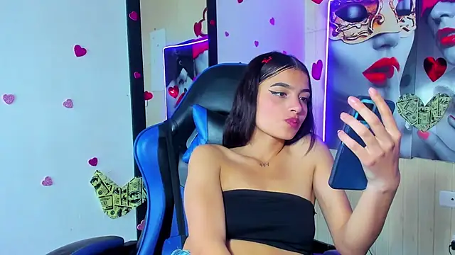 honeyluxe_ Live XXX-chat