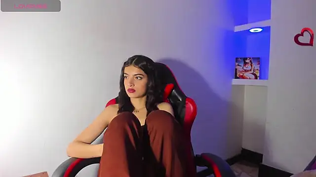 Chat XXX en directo de honeyluxe_
