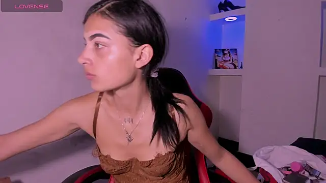 honeyluxe_ élő XXX-chatje