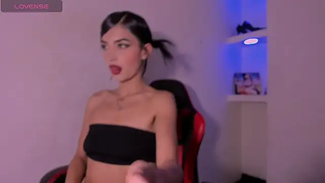 XXX chat uživo modela honeyluxe_