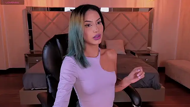 KayraLanne's Live XXX Chat