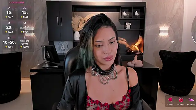 Živý XXX chat KayraLanne