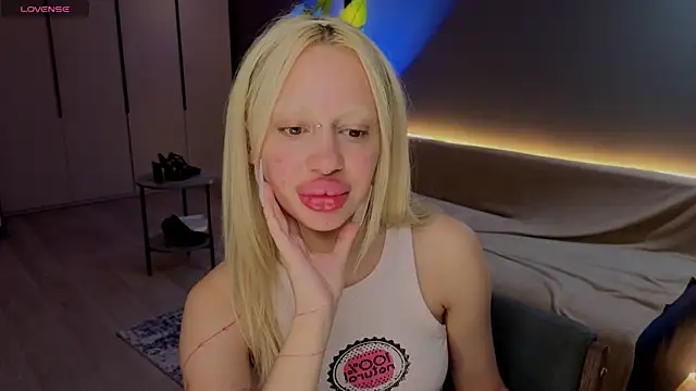 XXX chat uživo modela Luna_Beverly