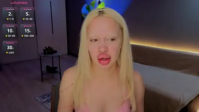Luna_Beverly live XXX chat