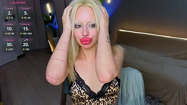 Luna_BeverlyのライブXXXチャット
