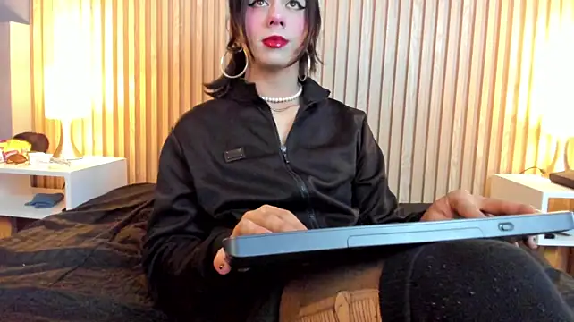 Pokazy przed kamerką – vicky_fant4sy