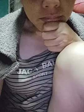 Živý XXX chat Congee-666