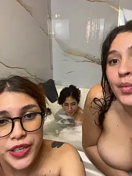 CrystalFairy007's Webcam Show