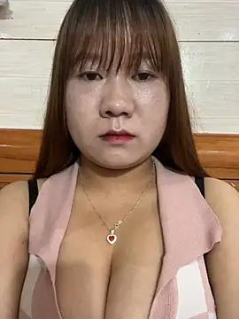 Liness101 Show Webcam