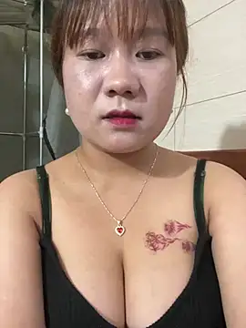 Liness101 Show Webcam