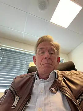 Pierre4tjyxx webcam show