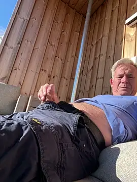 Pierre4tjyxx's Webcam Show