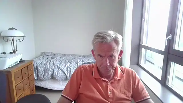 Pierre4tjyxxn Webbikameraesitys