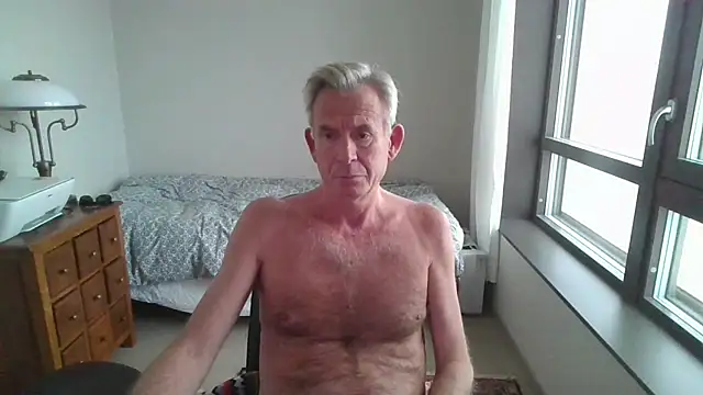 Pierre4tjyxx's Webcam Show